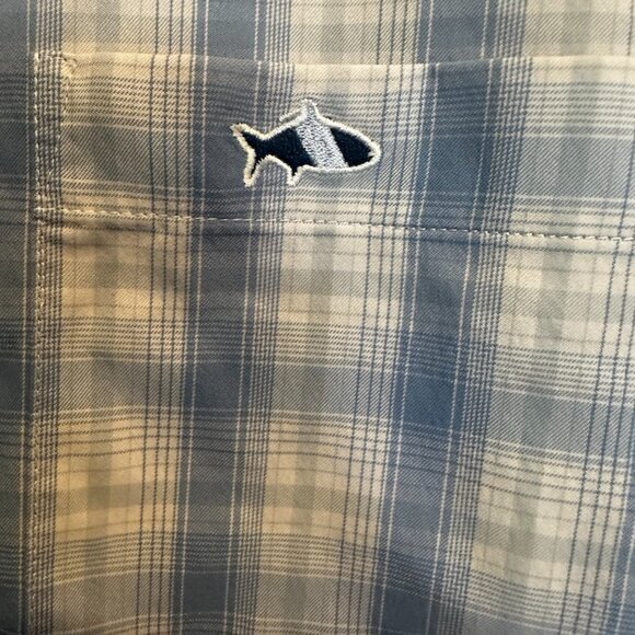 Men's Fish Hippie Short Sleeved Button Up Plaid Shirt - Picture 3 of 3